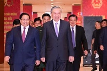 苏林总书记同党、国家领导人和前领导人出席越南社会主义共和国政府成立80周年庆典。