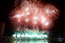 2025年岘港国际烟花节于5月31日晚正式拉开帷幕。