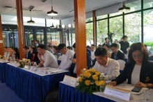 出席新闻发布会的各位代表。
