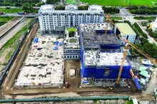 截至2025年前5个月，越南全国新建保障性住房22619间，完成全年目标的22.6%。（图片来源：投资报）
