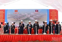 老挝南部国家政治行政学院建设项目正式开工。