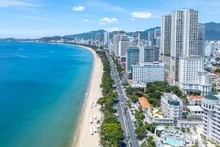 根据万事达卡经济研究所（Mastercard Economics Institute, MEI）最新发布的报告，芽庄在2025年夏季全球15大热门旅游目的地中排名第11。