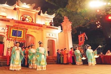 贯真寺夜游项目“镇武钟声”正在吸引广大公众的关注。