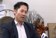 南非比勒陀利亚大学讲师杨英俊教授。