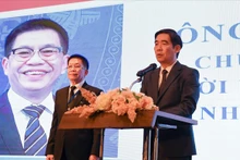 越南驻泰国大使范越雄在会上发言。