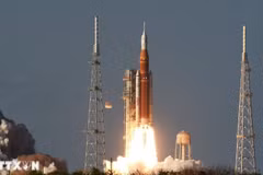 美国：阿尔忒弥斯II号宇航员飞往月球途中遇到厕所故障