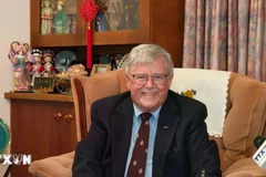 澳大利亚国防学院新南威尔士大学教授卡尔·泰耶（Carl Thayer）。