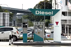 马来西亚吉隆坡的一家Petronas加油站。（图片来源：越通社）