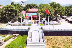 清化省各处祠庙和圣母府所散发的传统信仰魅力，正吸引着海内外游客纷至沓来。