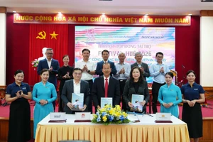 签约仪式现场。（图片来源：越通社）