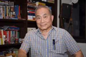 泰国参议员莱·迪洛克维迪亚拉特。春山 摄
