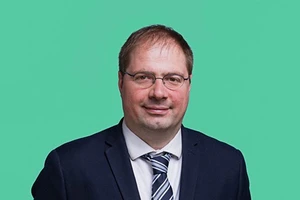 法国共产党（PCF）对外事务部部长樊尚·布雷。