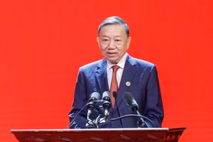 越共中央总书记、国家主席苏林出席并发表指导性讲话。