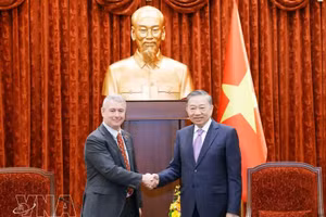 越共中央总书记、国家主席苏林会见比利时驻越大使。