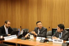越南农业与环境部国际合作司代表黎明俊在会议上介绍了越南推动可持续粮食系统方面的经验。（图片来源：国际报）