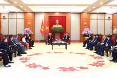 会见场景。