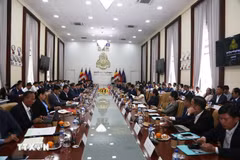 在柬越南企业与柬埔寨发展理事会对话会场景。（图片来源：越通社）