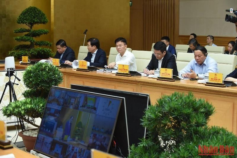 越南政府总理范明正同在越南的韩国企业组织、协会代表举行对话会(组图) ảnh 6 越南政府总理范明正同在越南的韩国企业组织、协会代表举行对话会(组图) ảnh 6