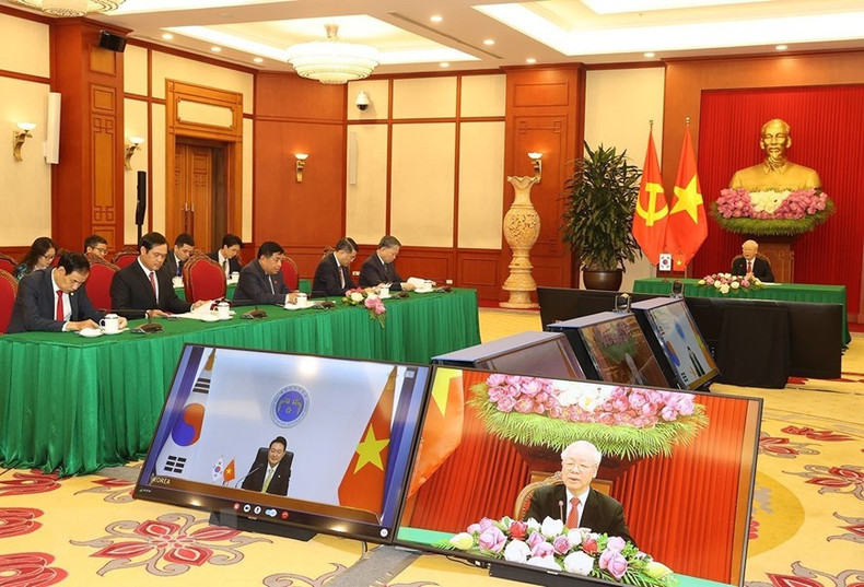 越共中央总书记阮富仲同韩国总统尹锡悦举行会谈(组图) ảnh 4 越共中央总书记阮富仲同韩国总统尹锡悦举行会谈(组图) ảnh 4