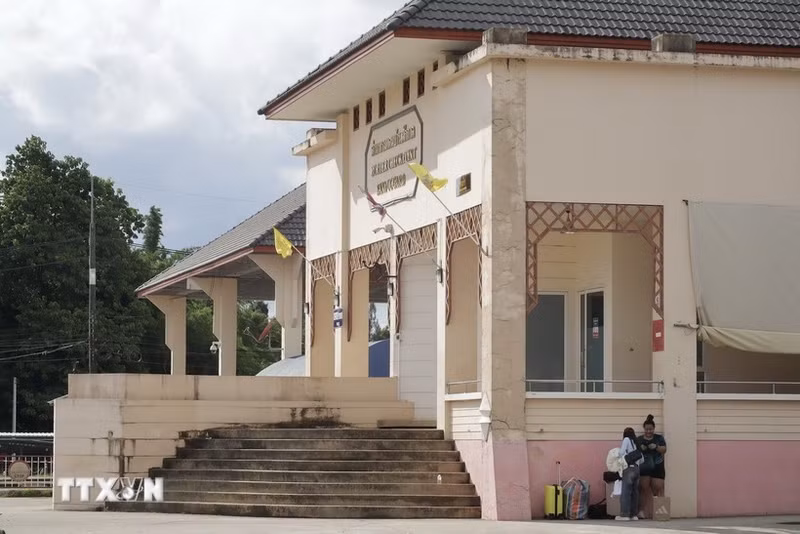 泰国尖竹汶府邦南隆县Ban Pakkad永久边境检查站。（图片来源：新华社）