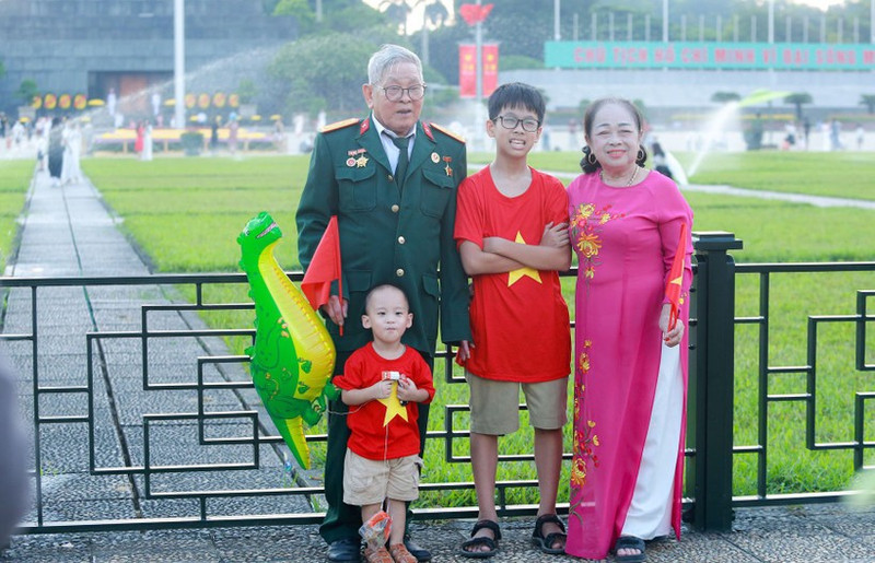 国庆期间前往首都河内旅游的游客数量大幅增加。