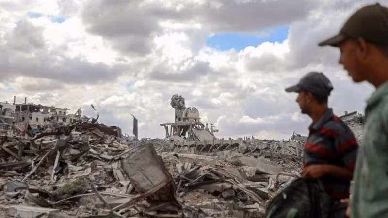 加沙地带汗尤尼斯冲突中损毁的建筑物。（图片来源：新华社/越通社）