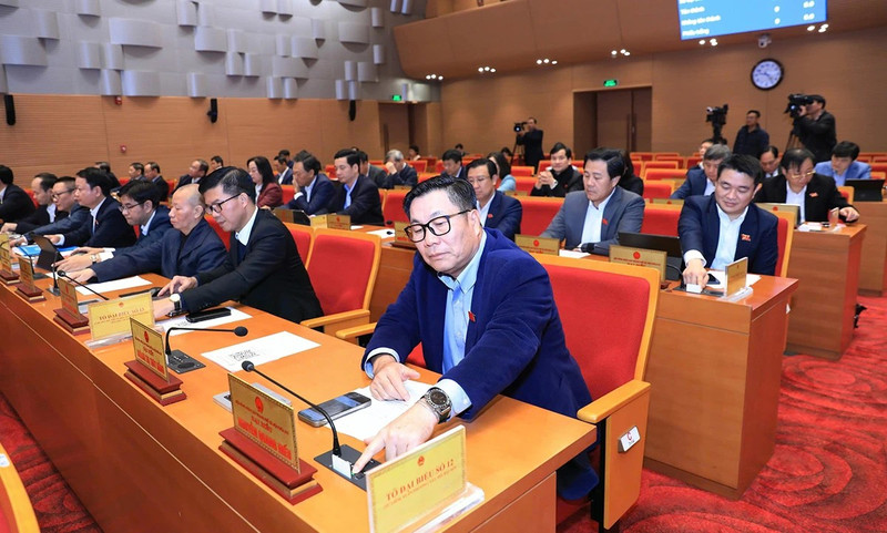 河内市人民议会第31次会议表决通过决议。