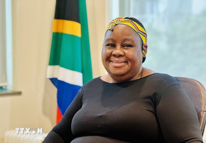 南非驻越南大使维伊丝瓦·图莱洛。（图片来源：越通社）