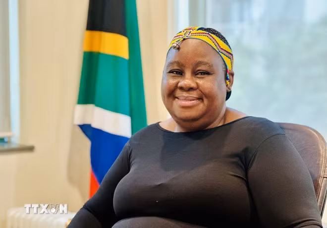 南非驻越南大使维伊丝瓦·图莱洛。（图片来源：越通社）