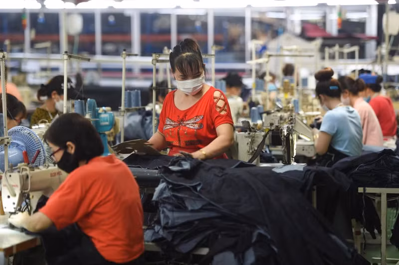越南纺织服装与皮鞋企业力争站稳本土市场