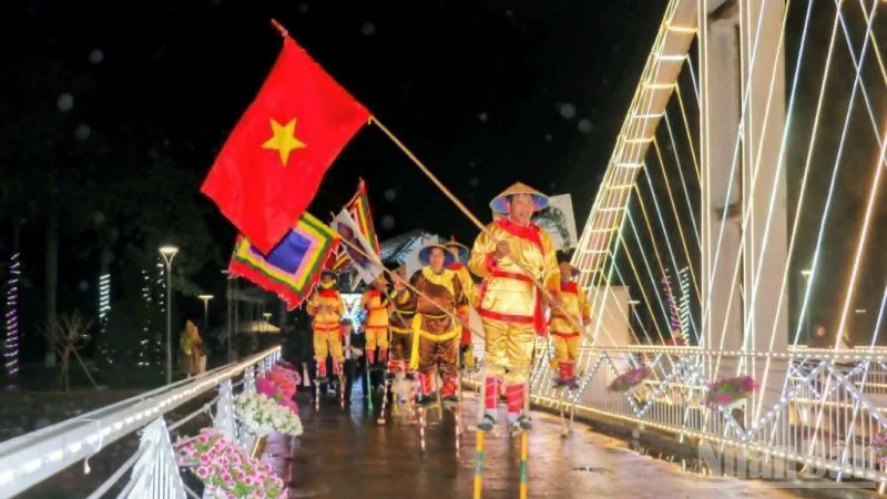 兴安省出资120多亿越盾打造南和步行街。