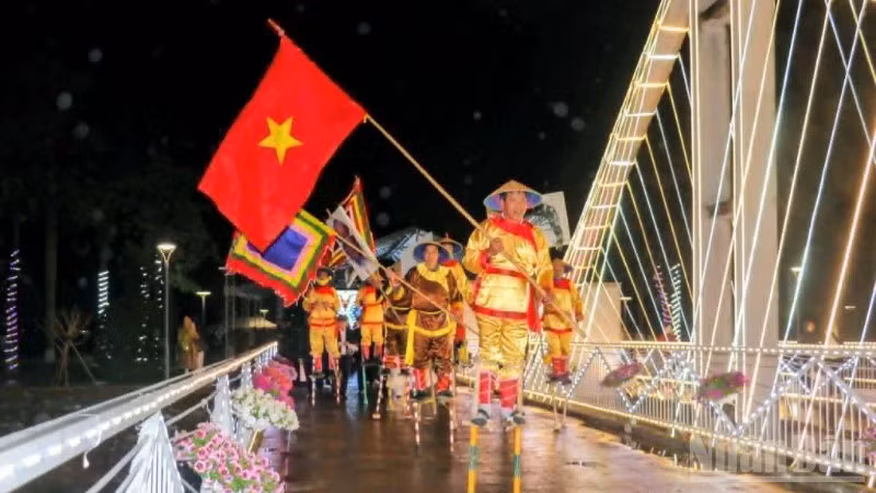 兴安省出资120多亿越盾打造南和步行街。