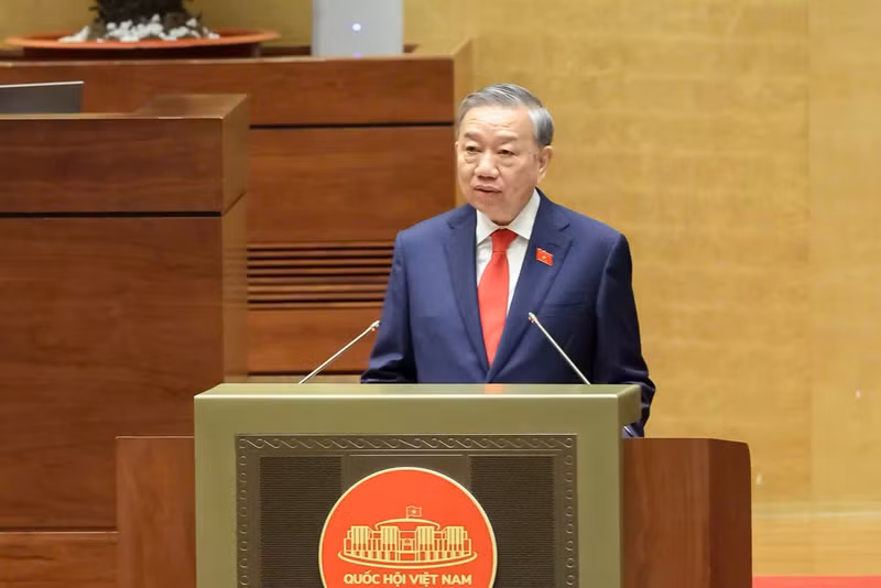 越共中央总书记、国家主席苏林发表就职演讲。