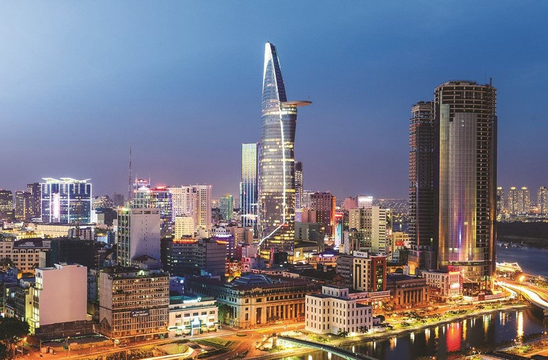 附图：胡志明市努力推动年底经济增长。