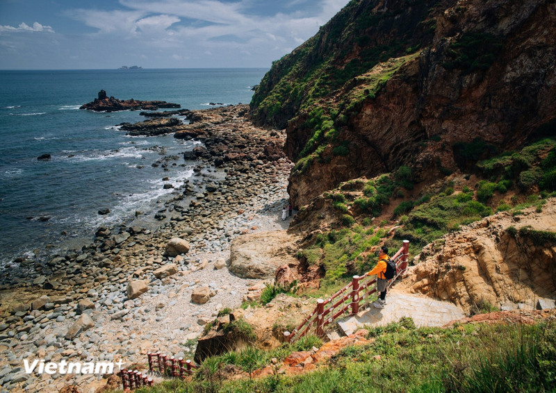 嘉莱省归仁东坊奇窝景点。