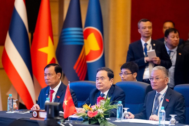 国会主席陈青敏出席第46届东盟议会联盟大会执行委员会会议。（图片来源：人民代表报）