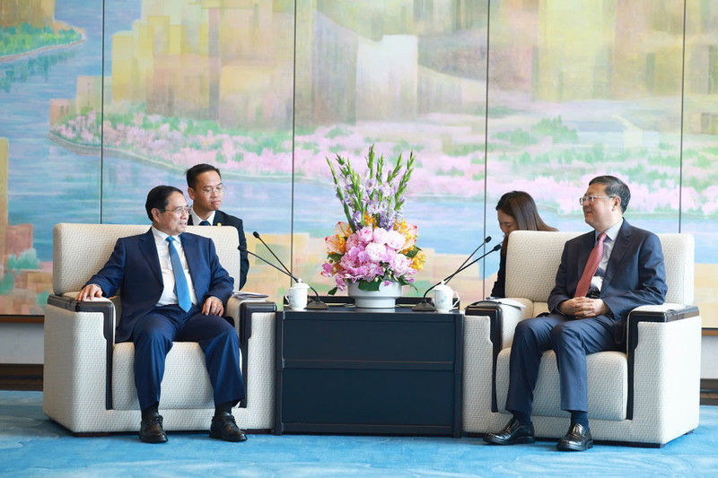 范明正总理会见上海市委书记陈吉宁。（图片来源：越通社）