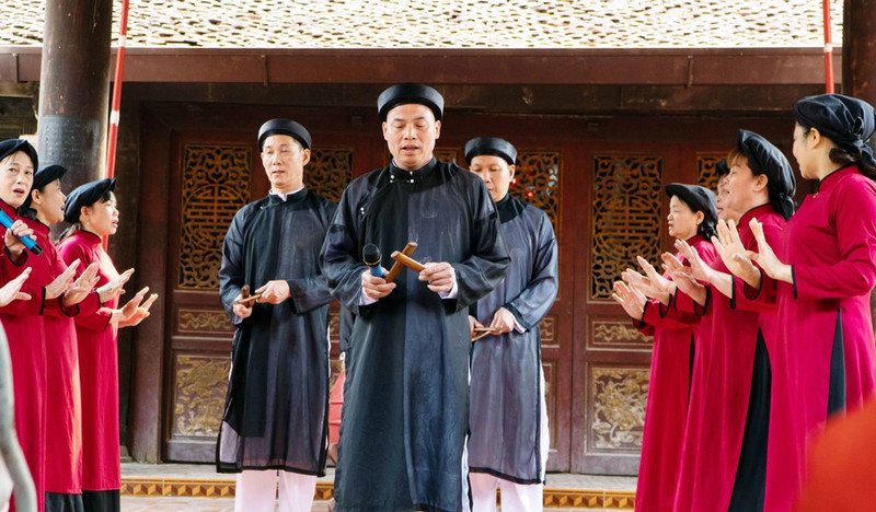 新春回祖地听春曲