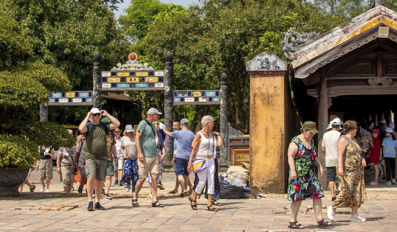 2025 年赴顺化市的游客数量大幅上升。