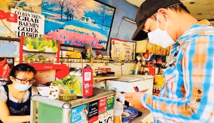 胡志明市的小商店均采用无现金支付。