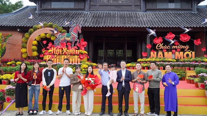 越南多地新春迎来“开门红” 旅游业开启发展新气象【视频】