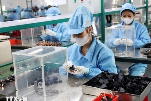 出口的电子元器件生产链。