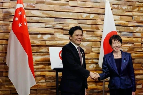 新加坡总理黄循财和日本首相高市早苗。（图片来源：AP）