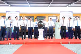 “丰芽—顺化古都：世界遗产之旅”旅游专列首发仪式。（图片来源：越通社）