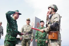 越中开展双边巡逻，共建和平友好边界线。