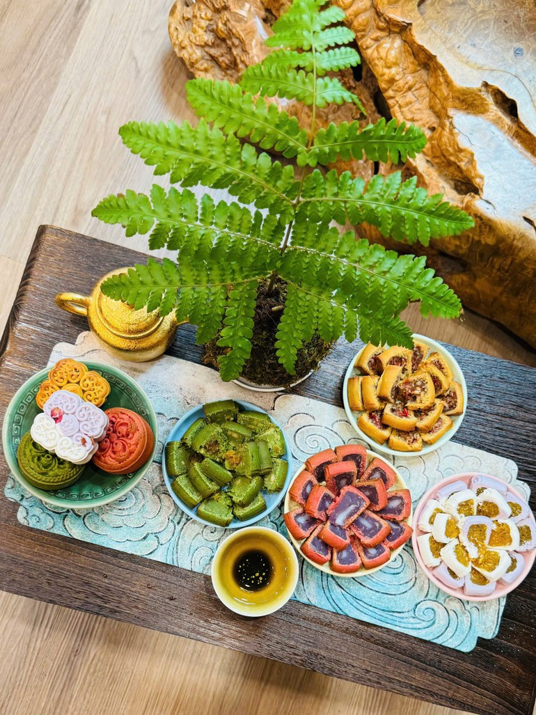 如今,“健康”月饼已不再陌生,而是成为越南食客熟悉而喜爱的美食选择。 2694.jpg