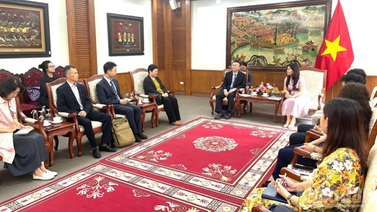 座谈会现场。 279v.jpg