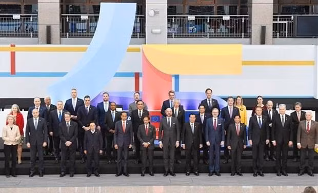 与会代表合影。