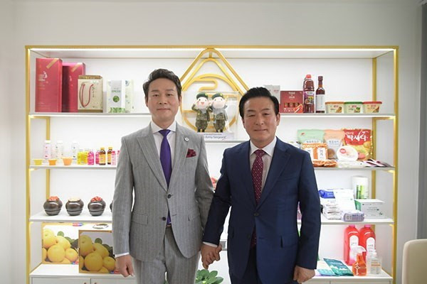 论山市于2月18日开设论山市驻胡志明市商务处。