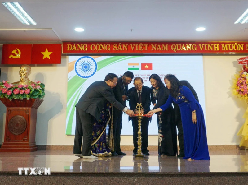 印度共和国独立78周年纪念活动。（图片来源：越通社）